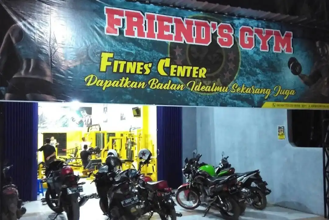 Galeri foto alat fitness Friends Gym 1